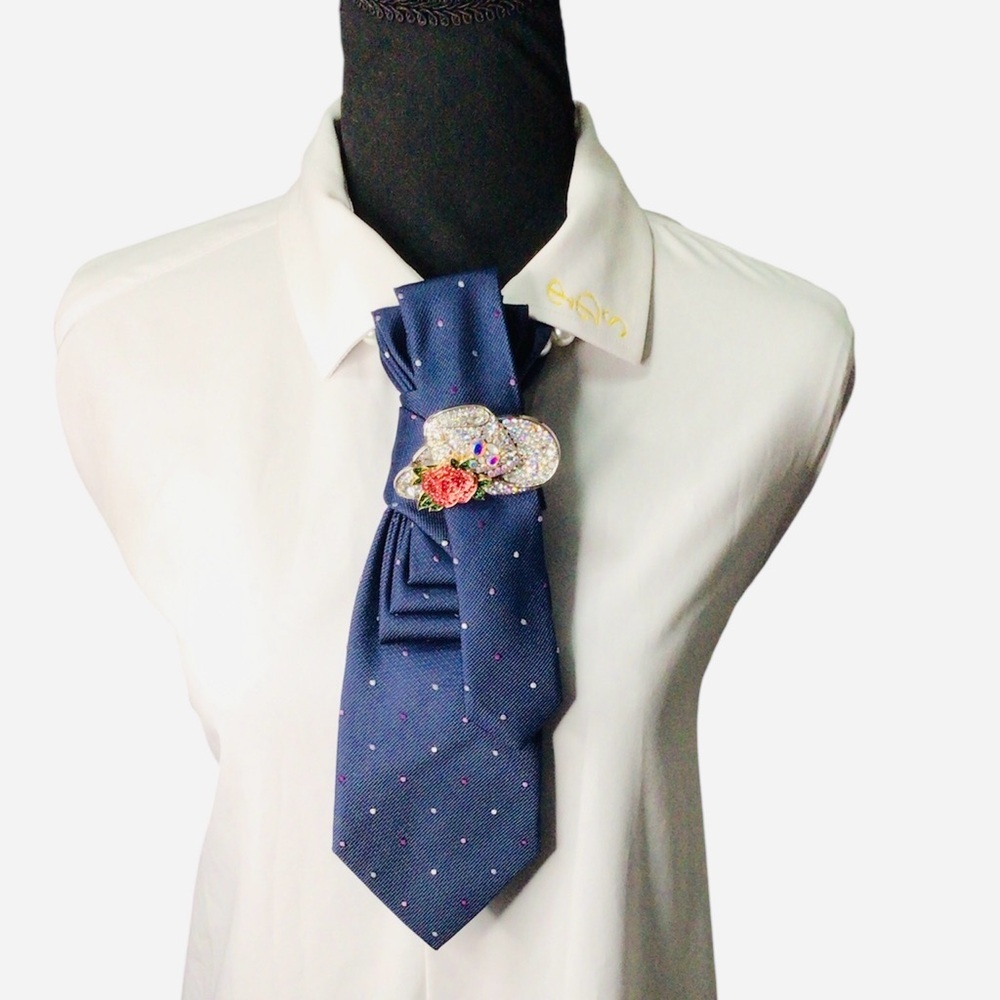 Elegant Blue Polka Dot Necktie with Cowgirl hat Brooch